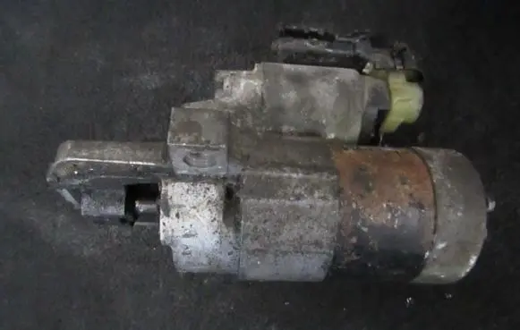 Mazda 5 Starter motor m000t90981 l813