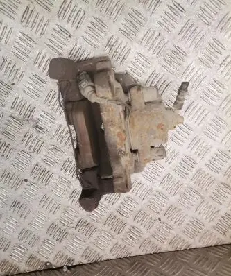 Volkswagen Touran I Front brake caliper