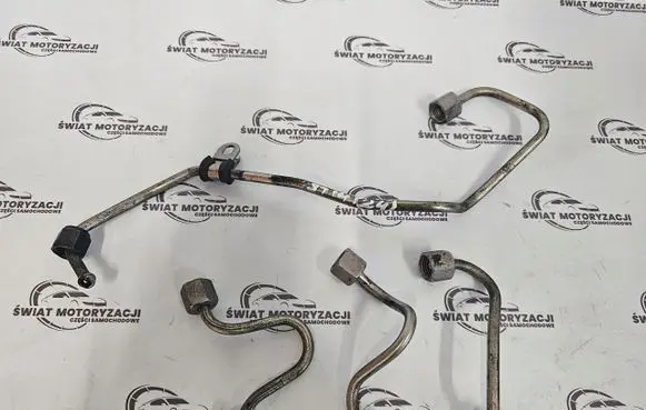 Volkswagen Polo V 6R Fuel injector supply line/pipe 