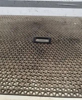 Skoda Yeti (5L) Tailgate opening switch 