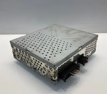 Mercedes-Benz E W211 Sound amplifier A2118702489 68H2028TT2 120938