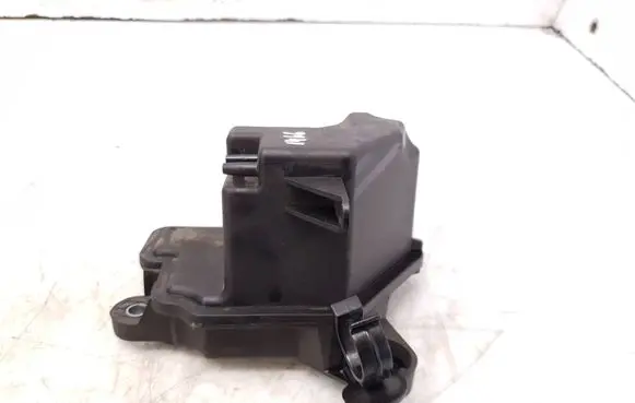 Peugeot 307 CC Vacuum air tank 9646411180