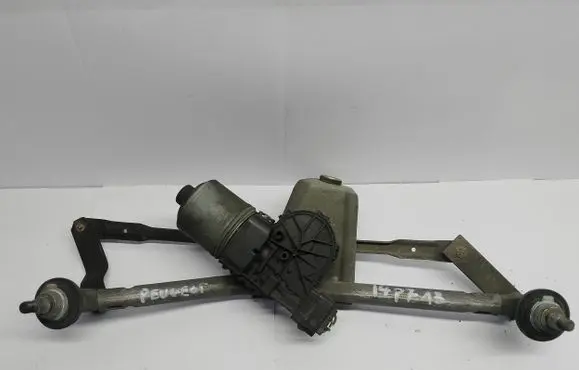 Peugeot 206 Front wiper linkage and motor 0390241523 339720578