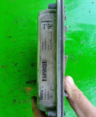 Volvo S80 Engine control unit/module ECU 0281001776