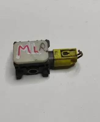 Mercedes-Benz ML W164 Airbag deployment crash/impact sensor 0038202926 060907 403870