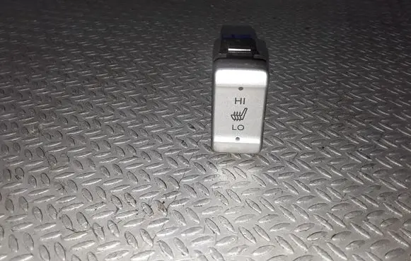 Honda FR-V Seat heating switch M26306A
