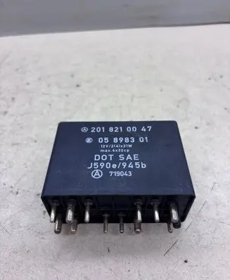 Mercedes-Benz E W124 Other control units/modules 2018210047 05898301