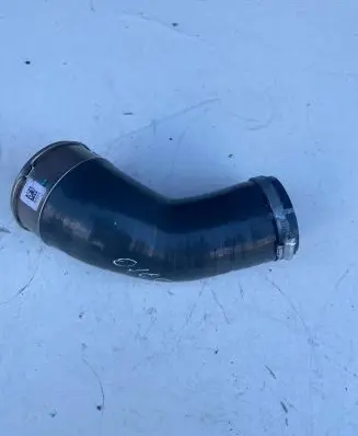 Volvo XC90 Intercooler hose/pipe 32222272 V9X12