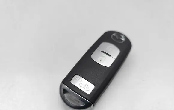 Mazda 3 II Ignition key/card 