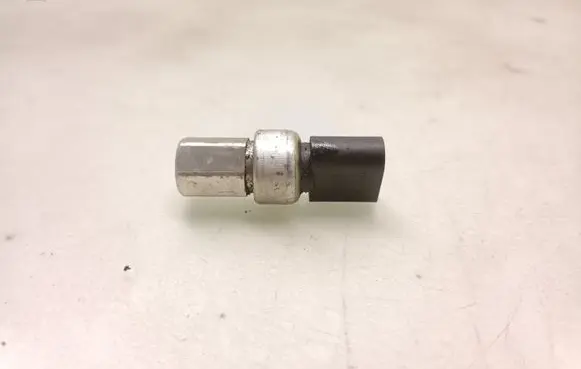Air conditioning (A/C) pressure sensor