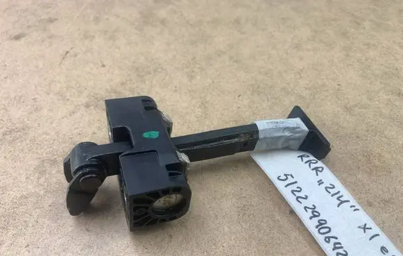 BMW X1 E84 Rear door check strap stopper 51222990642 2990642
