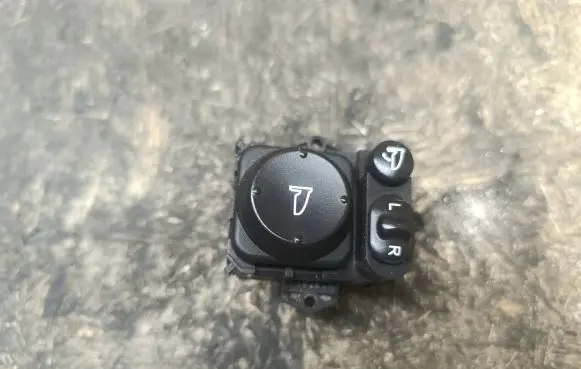 Honda Civic Wing mirror switch SMGE110 NH167L