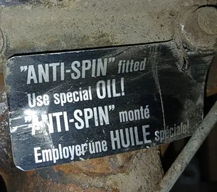 Volvo 240 Rear axle beam 