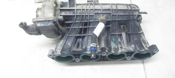 Suzuki Vitara (LY) Intake manifold