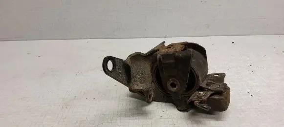 Toyota Corolla E120 E130 Gearbox mount