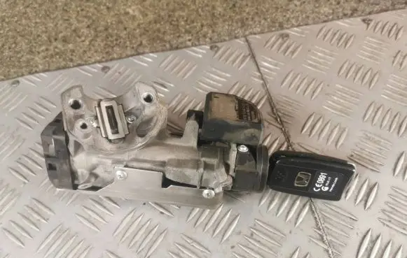 Honda Accord Ignition lock contact 39730-TL0-G0