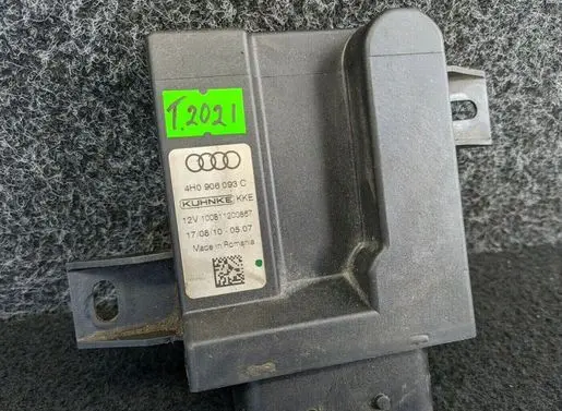Audi A8 S8 D4 4H Fuel injection pump control unit/module 4H0906093C