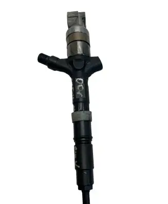 Toyota Avensis T220 Fuel injector