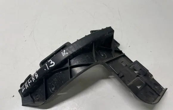 Opel Zafira C Bumper support mounting bracket corner 13300742