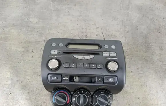 Honda Jazz Radio/CD/DVD/GPS head unit 39100SAAG131