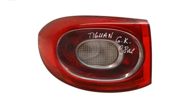 Rear/tail lights