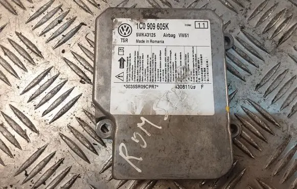 Volkswagen PASSAT B5.5 Airbag control unit/module 5WK43125