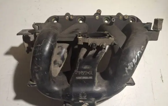 Ford Mondeo MK I Intake manifold 938F9424NE