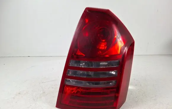 Chrysler 300 - 300C Rear/tail lights A00158622E