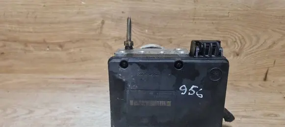 Volvo V70 ABS Pump 30714956