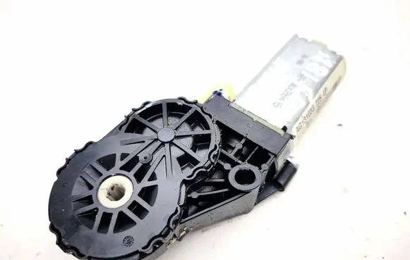 Tesla Model S Seat adjustment motor AG1310332254P