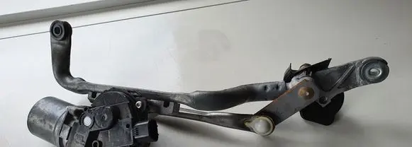 Toyota Yaris Wiper motor