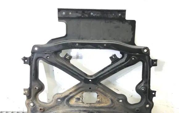 Audi Q7 4M Front subframe 4M1399345C