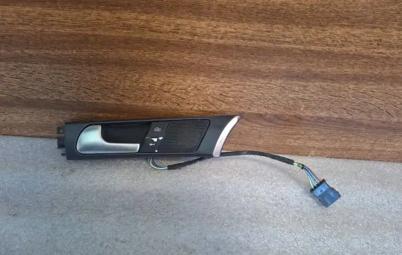 Audi A6 S6 C5 4B Front door interior handle 4B837019