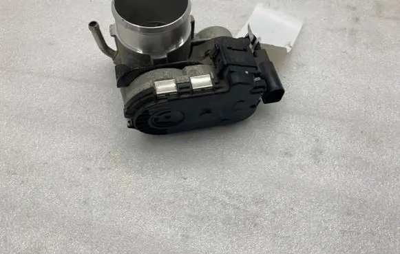 Hyundai Ioniq Throttle valve 3510003HA0