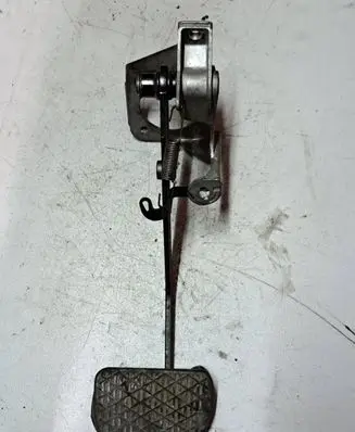 Mercedes-Benz S W221 Brake pedal A2202900719 612557674