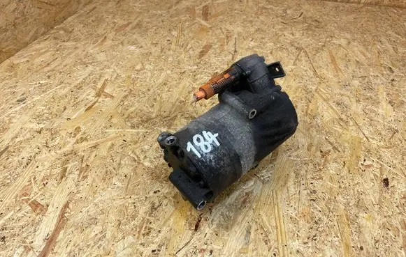 Mercedes-Benz C W205 Air conditioning (A/C) compressor (pump) A0008302800