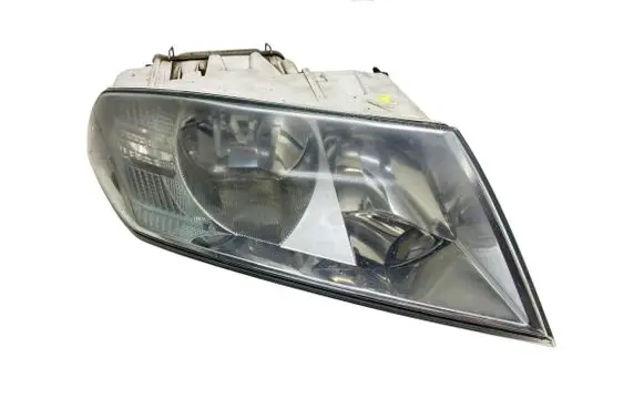 Skoda Octavia Mk2 (1Z) Headlight/headlamp