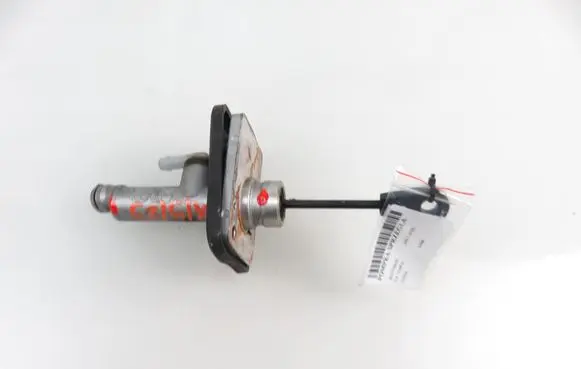Hyundai i30 Clutch master cylinder 