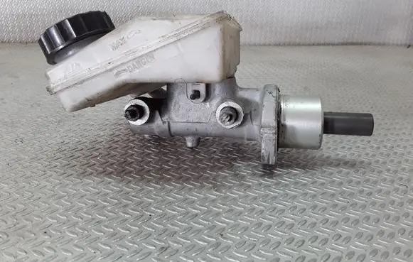 Peugeot 206 Master brake cylinder 03350884271