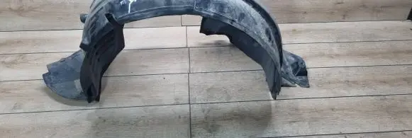 Mercedes-Benz E AMG W212 Front wheel arch liner splash guards A2126904330