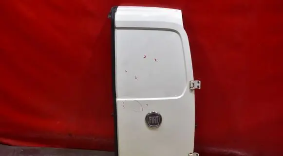 Fiat Fiorino Rear door