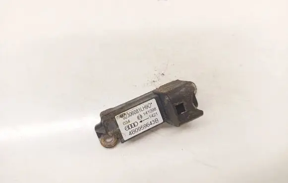 Audi A6 S6 C5 4B Airbag deployment crash/impact sensor 4B0959643B
