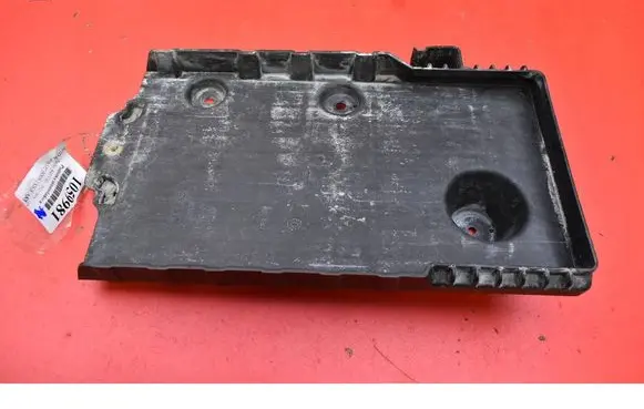 Volvo V40 Battery box tray 31301934