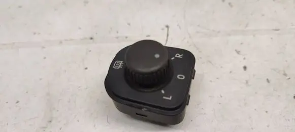 Volkswagen Amarok Wing mirror switch 2H0959565 019102S