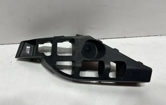 Seat Leon (5F) Rear bumper mounting bracket 5F0807377 M12822
