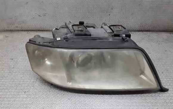 Audi A6 S6 C5 4B Headlight/headlamp 14847400