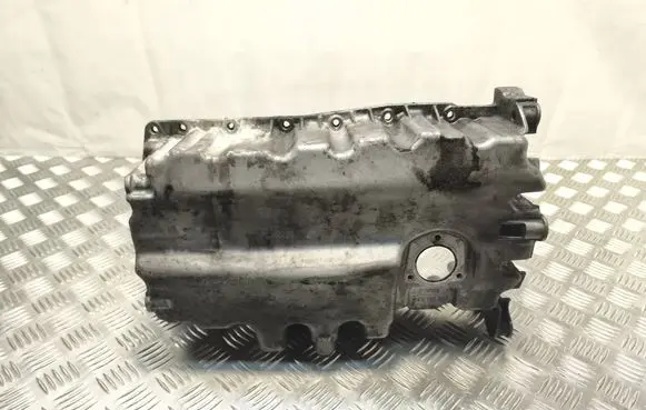 Volkswagen PASSAT B6 Oil sump 03G103603