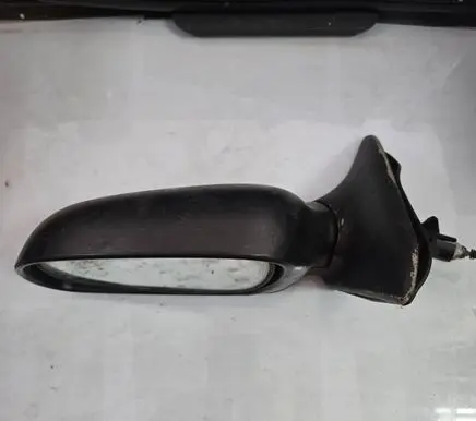 Hyundai Accent Manual wing mirror E4022061 6399