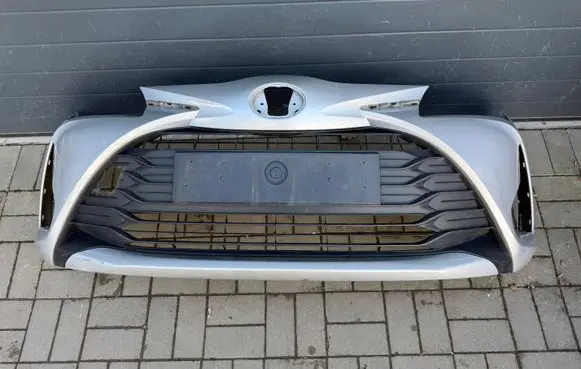 Toyota Yaris Front bumper 521190DA40