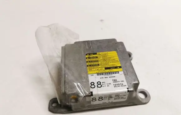 Toyota Avensis T250 Airbag control unit/module 8917005160